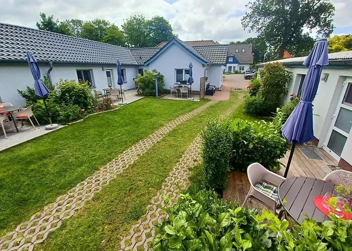 Leuchtturm - Heuser 아파트 프레로